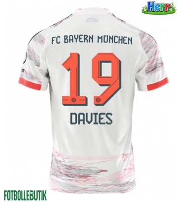 Bayern Munich Alphonso Davies #19 Bortatröja 2025-26 Kortärmad